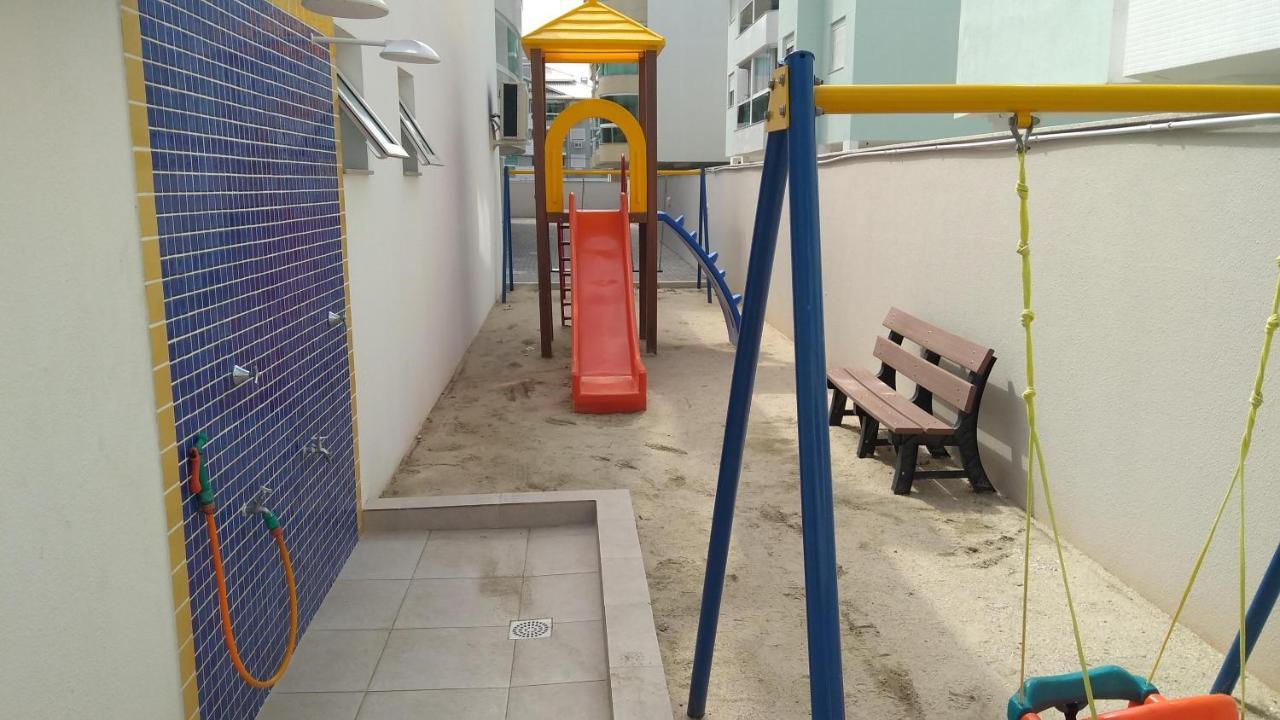 Apartamento Frente Para A Piscina A Uma Quadra Da Praia Florianópolis Buitenkant foto