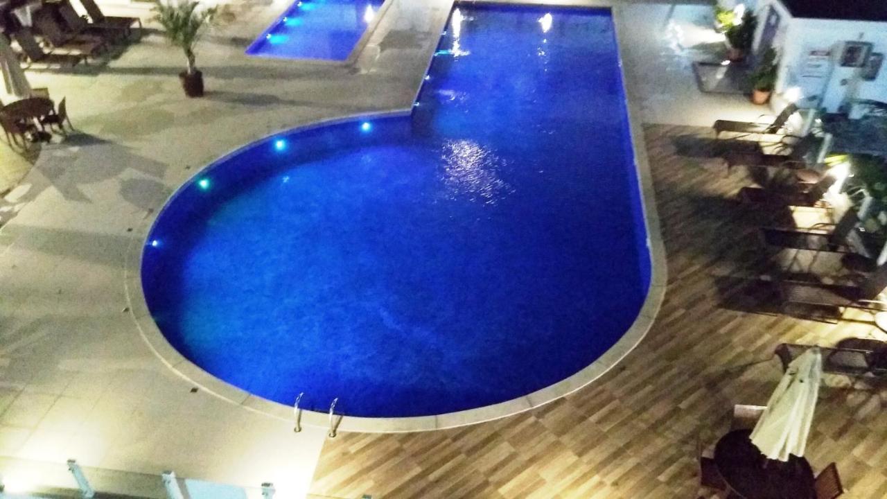 Apartamento Frente Para A Piscina A Uma Quadra Da Praia Florianópolis Buitenkant foto