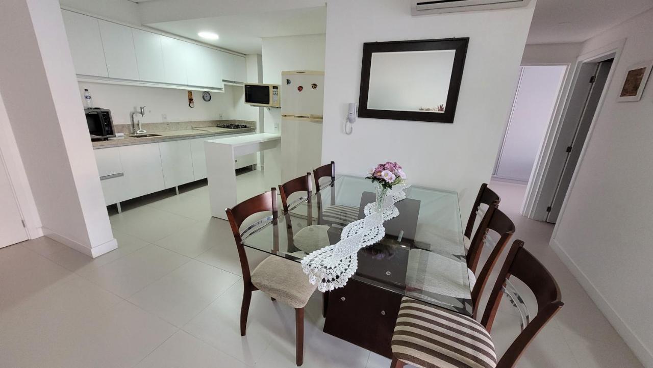 Apartamento Frente Para A Piscina A Uma Quadra Da Praia Florianópolis Buitenkant foto