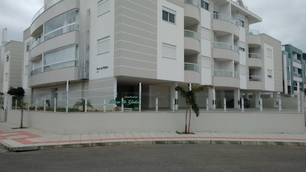 Apartamento Frente Para A Piscina A Uma Quadra Da Praia Florianópolis Buitenkant foto