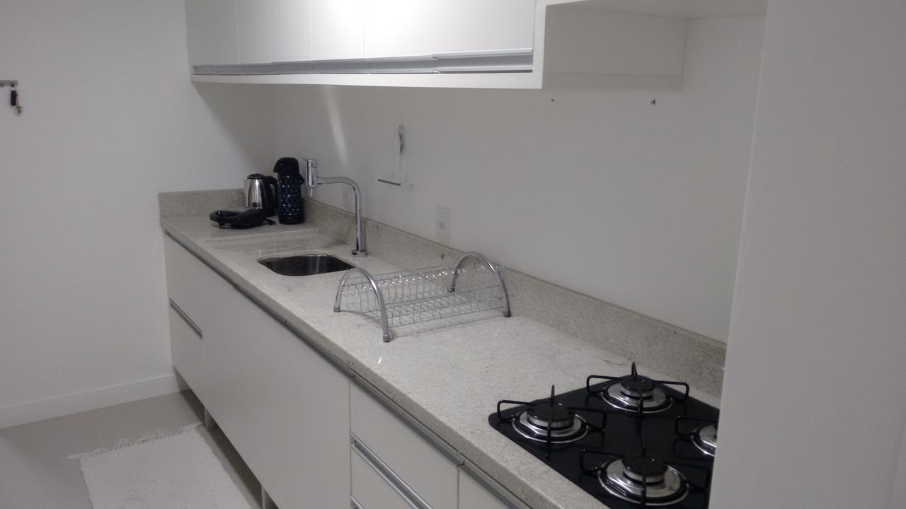 Apartamento Frente Para A Piscina A Uma Quadra Da Praia Florianópolis Buitenkant foto