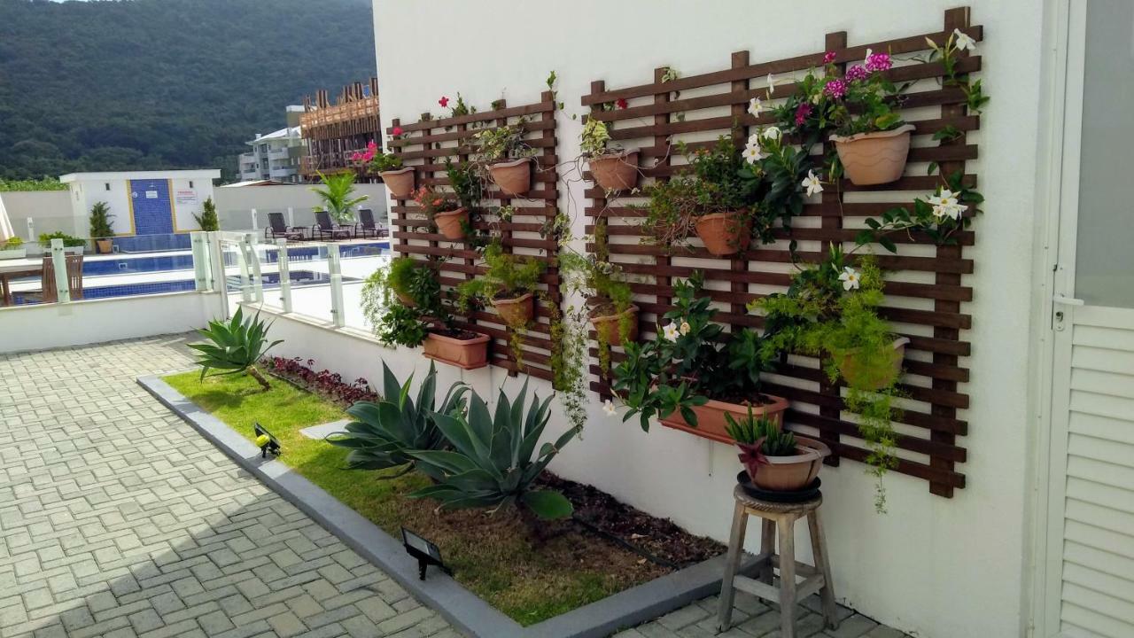Apartamento Frente Para A Piscina A Uma Quadra Da Praia Florianópolis Buitenkant foto