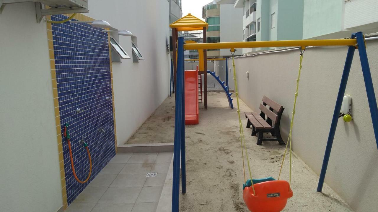Apartamento Frente Para A Piscina A Uma Quadra Da Praia Florianópolis Buitenkant foto